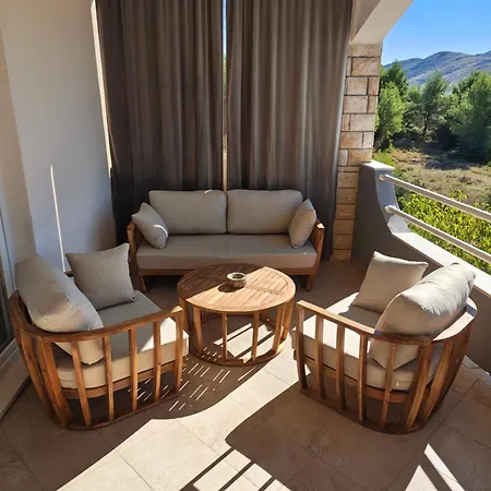 Ana Apartman Grebastica
